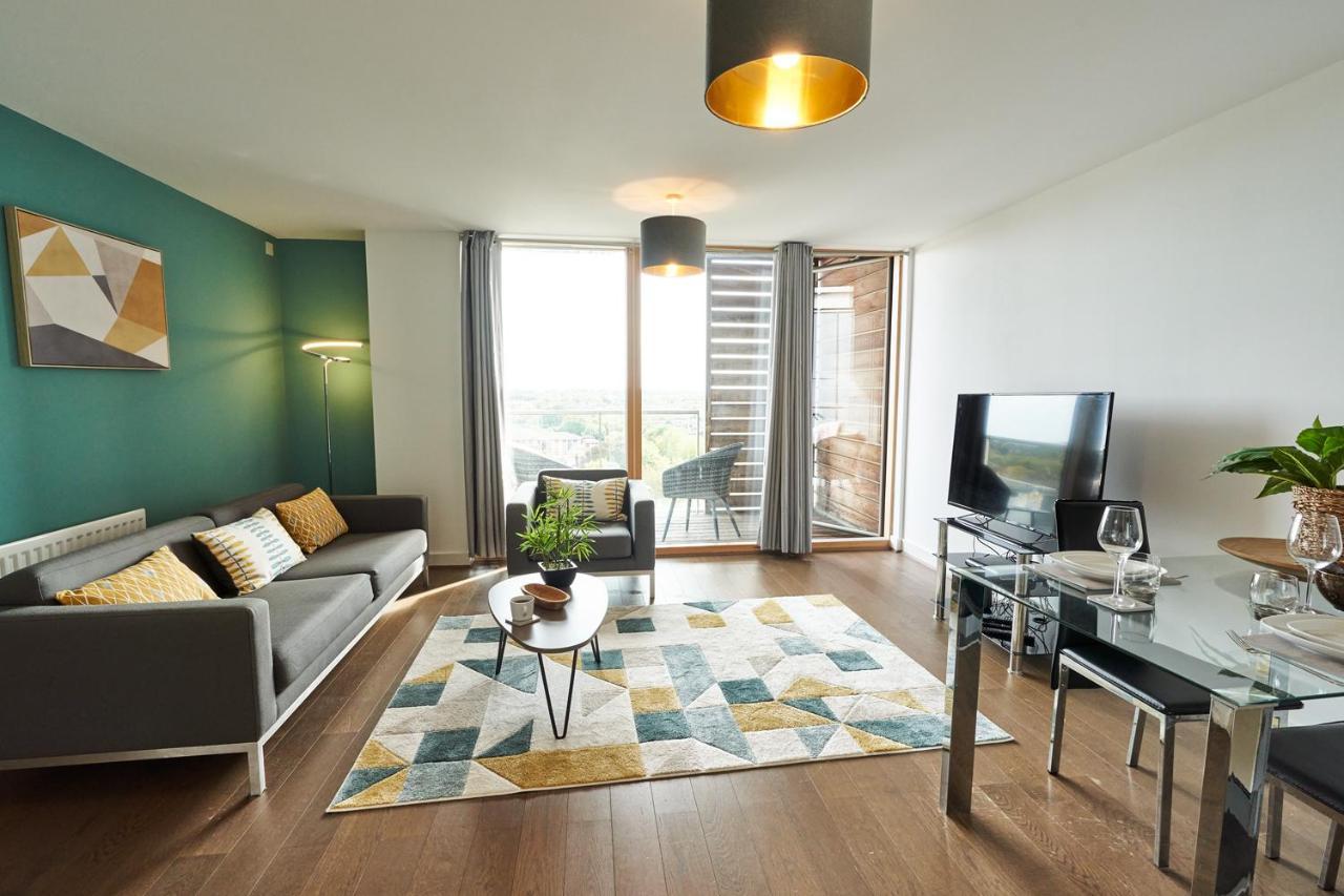 Shortstaymk Vizion Apartments, With Free Superfast Wi-Fi, Parking, Sky Sports And Movies Милтон-Кейнс Экстерьер фото