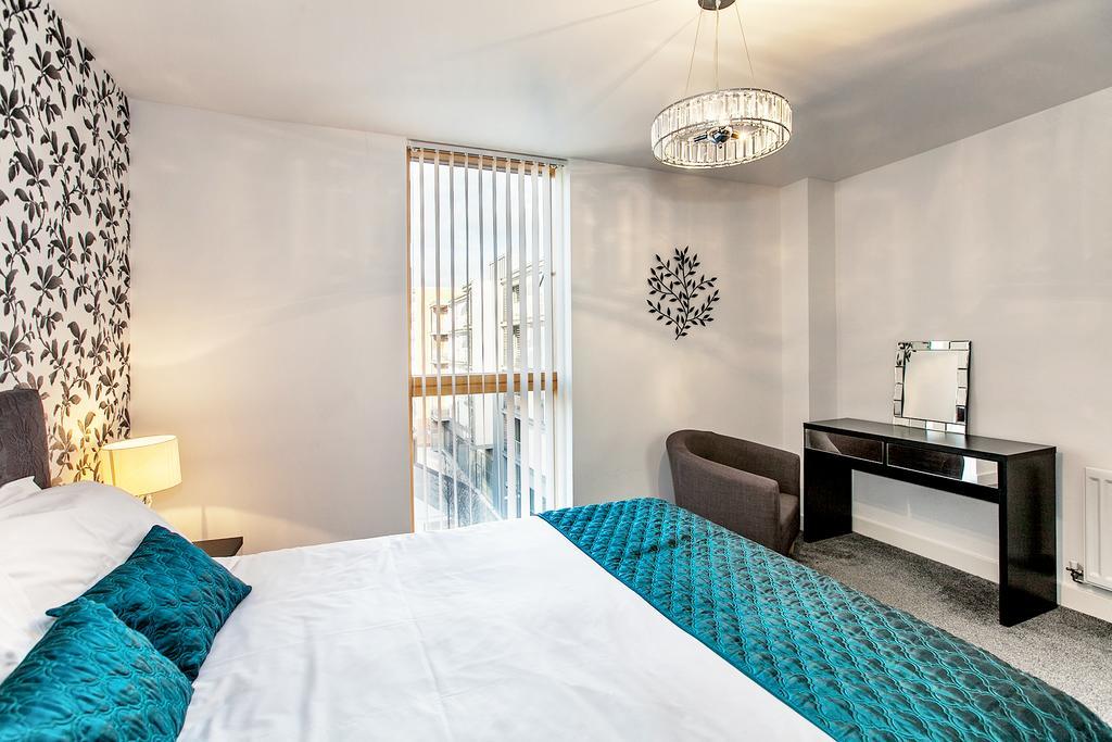 Shortstaymk Vizion Apartments, With Free Superfast Wi-Fi, Parking, Sky Sports And Movies Милтон-Кейнс Экстерьер фото